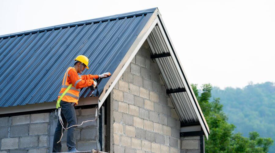 Expert Emergency Roof Repairs services in North Smithfield, RI